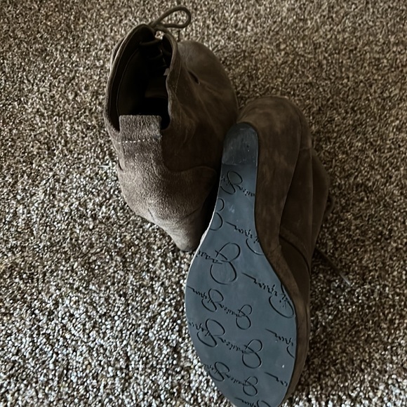 JESSICA SIMPSON ~STLYE CATCHER These beautiful Tile Grey Oiled 🔘 SUEDE Sz 11/41 - Picture 7 of 9